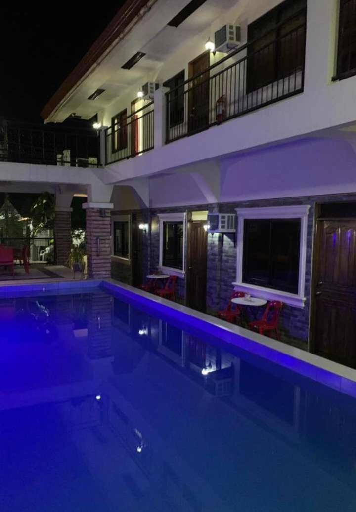 Bountiful Inn Puerto Princesa Exterior photo